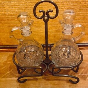 Vintage Princess House “Fantasia” Oil & Vinegar Set